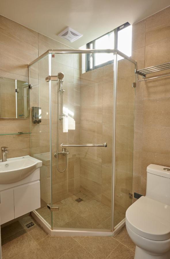 Travel 345 Apartment Luzhu ภายนอก รูปภาพ